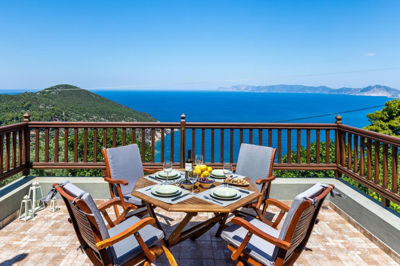 Villa Margini, Aegean Views , Pool Villa, Skopelos Eksteriør billede