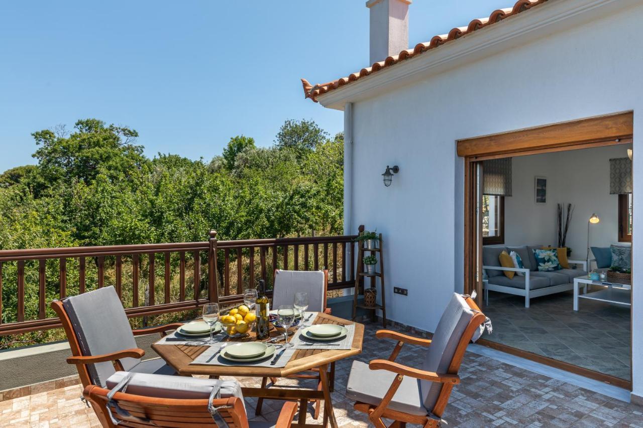 Villa Margini, Aegean Views , Pool Villa, Skopelos Eksteriør billede