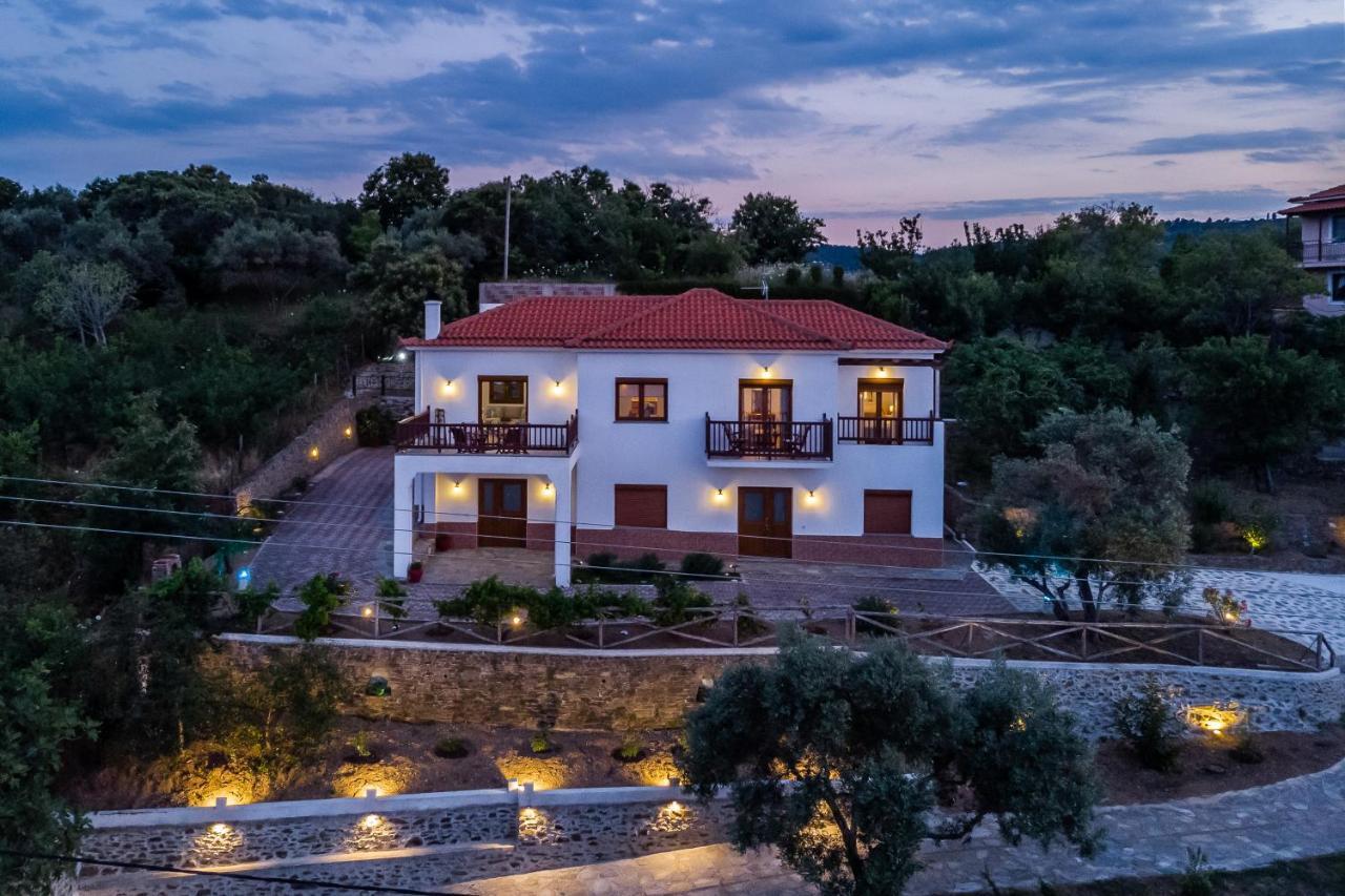 Villa Margini, Aegean Views , Pool Villa, Skopelos Eksteriør billede