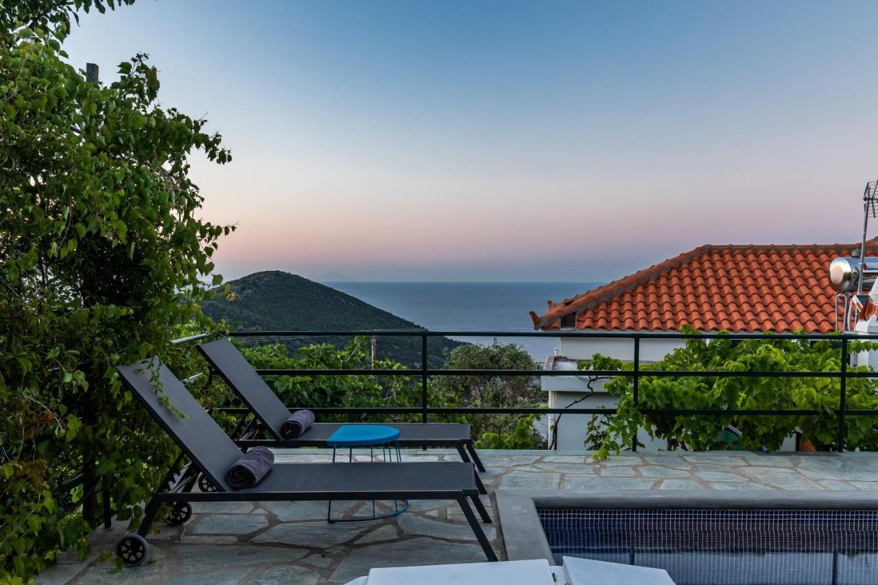 Villa Margini, Aegean Views , Pool Villa, Skopelos Eksteriør billede